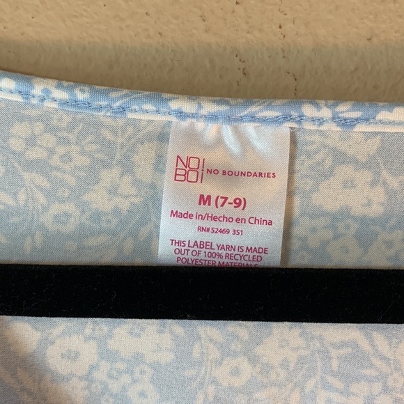 NWT No Boundaires Womens Floral Rusched Front Long Sleeve Blue White Top Medium - Picture 5 of 13